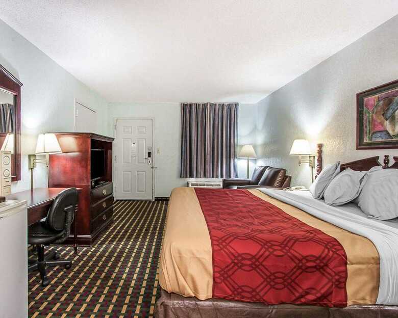 Hotel Econo Lodge Inn & Suites