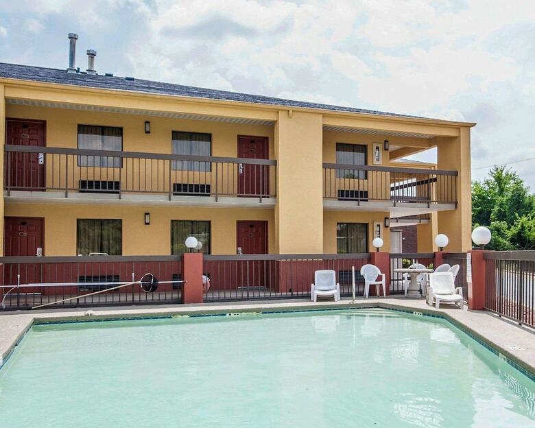 Hotel Econo Lodge Inn & Suites