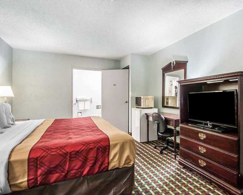 Hotel Econo Lodge Inn & Suites