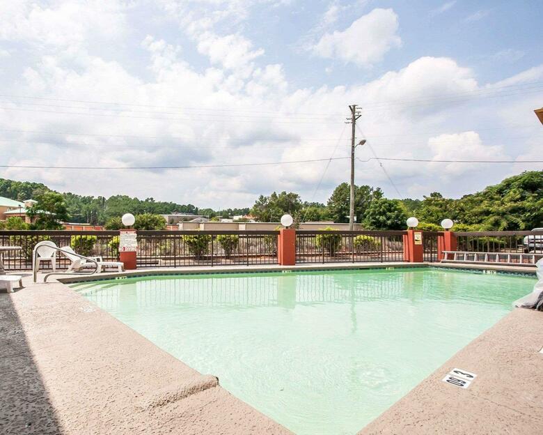 Hotel Econo Lodge Inn & Suites