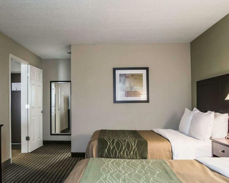 Hotel Comfort Inn & Suites
