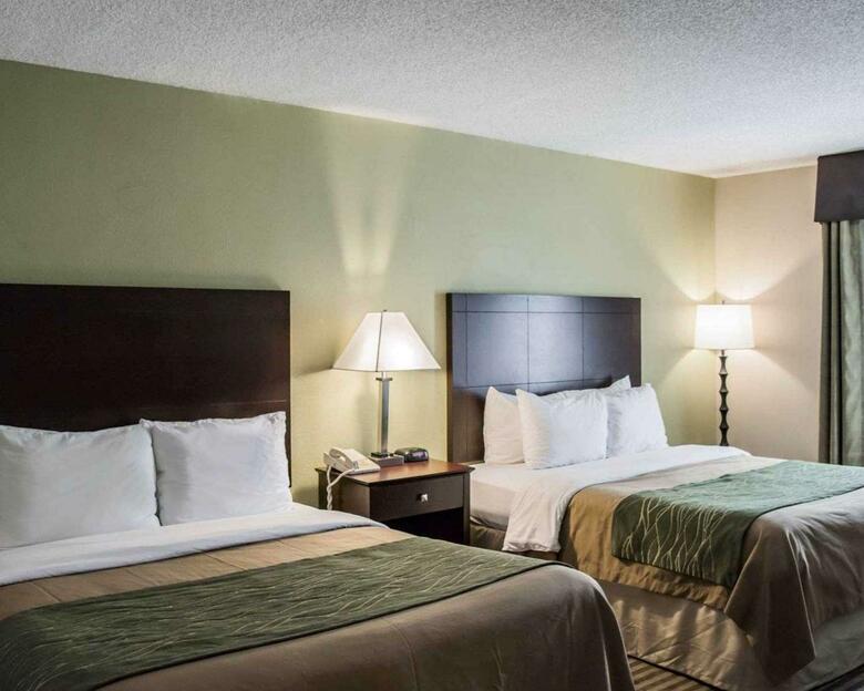 Hotel Comfort Inn & Suites