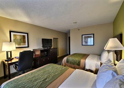 Hotel Comfort Inn & Suites