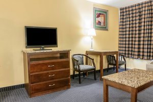 Hotel Quality Inn & Suites University
