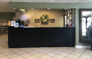 Hotel Carmel Inn & Suites