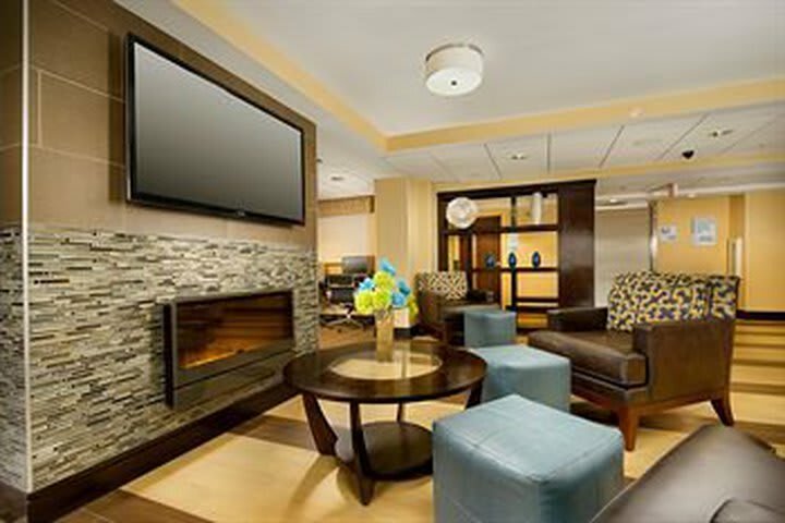 Hotel Holiday Inn Express Waldorf