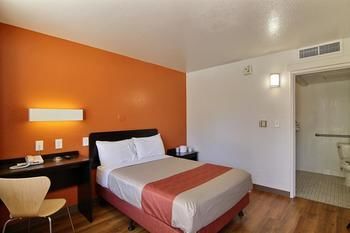 Motel 6 Santa Barbara - Carpinteria North
