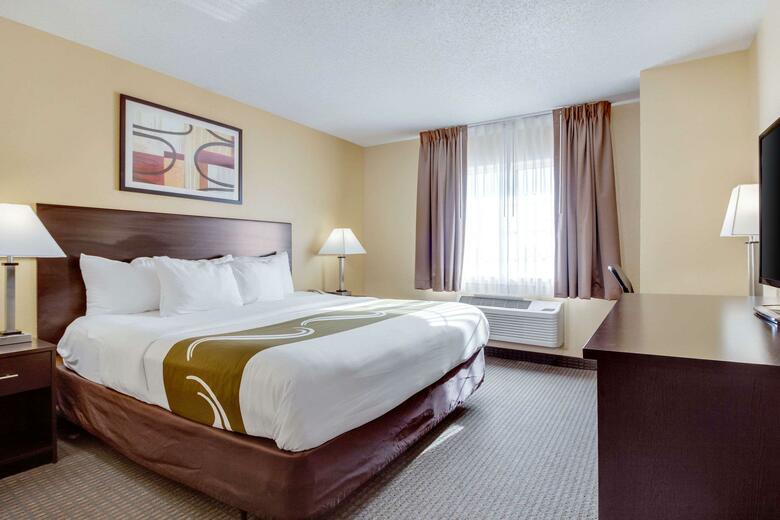 Hotel Quality Inn & Suites