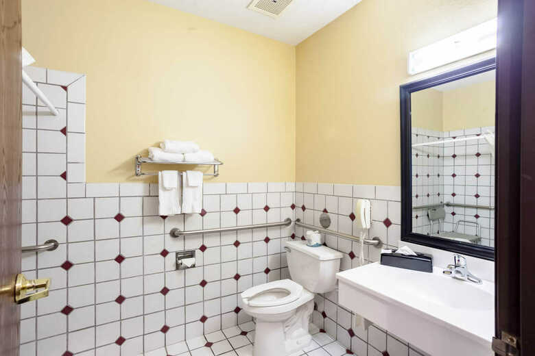 Hotel Quality Inn & Suites