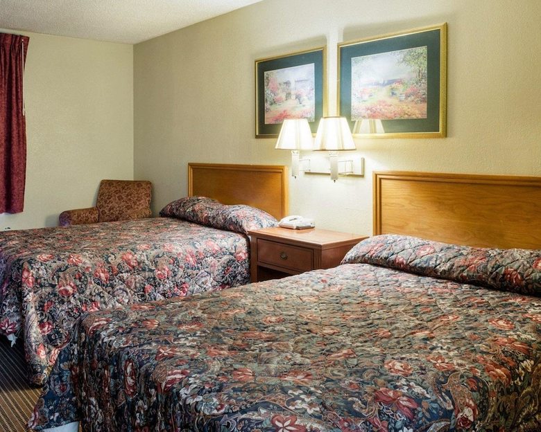 Hotel Rodeway Inn Greenwood