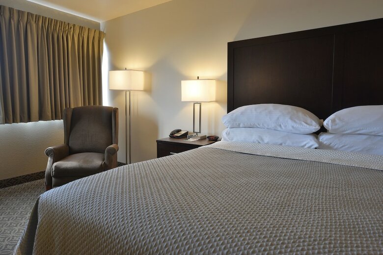 Hotel Riversage Billings Inn