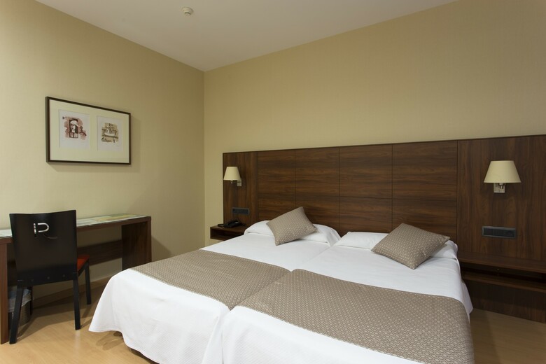 Hotel Sercotel Riscal