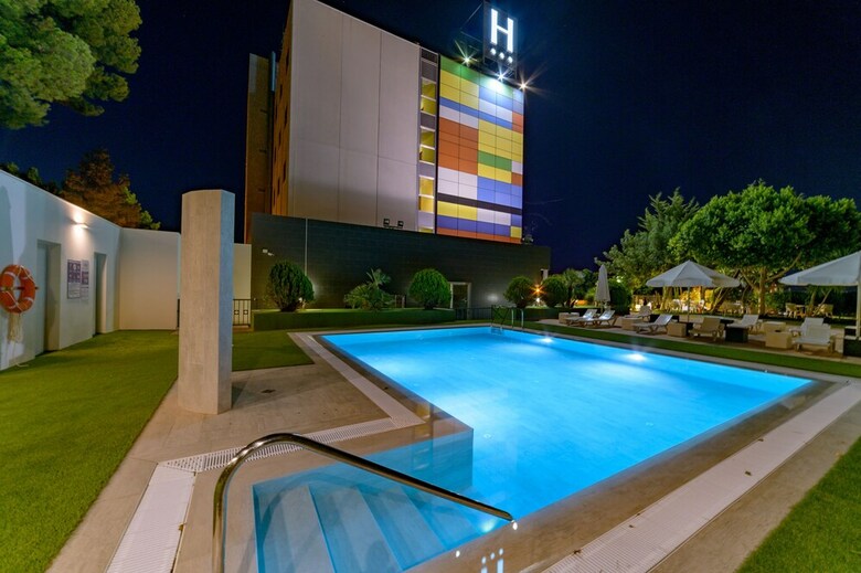 Hotel Sercotel Riscal