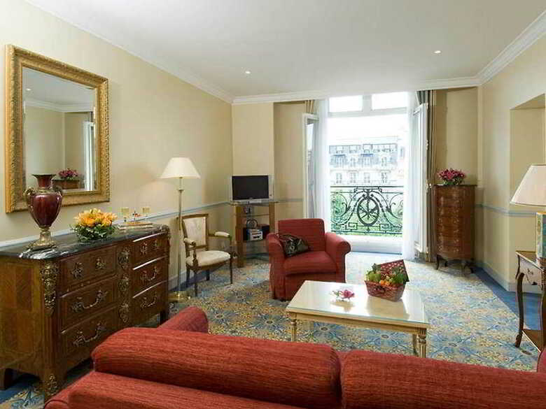 Hotel Le Claridge Champs-elysees Fraser Suites
