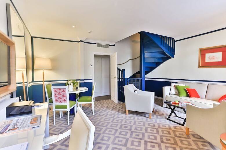 Hotel Le Claridge Champs-elysees Fraser Suites