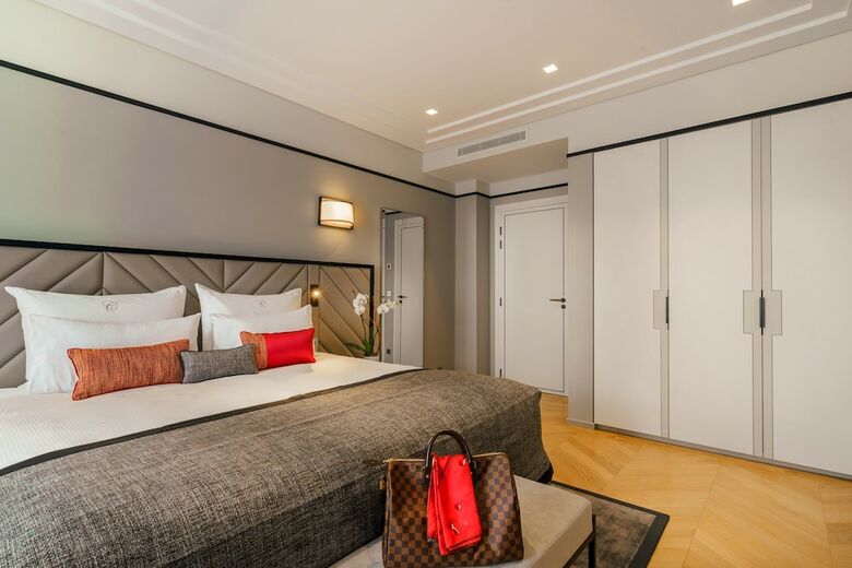 Hotel Le Claridge Champs-elysees Fraser Suites