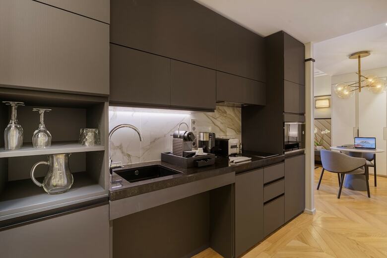 Hotel Le Claridge Champs-elysees Fraser Suites