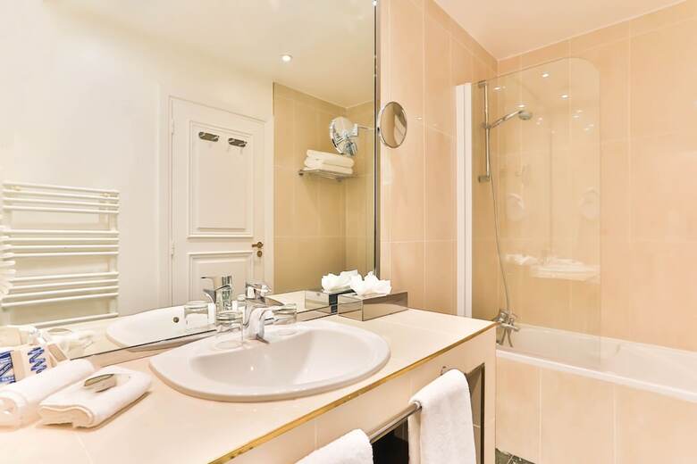 Hotel Le Claridge Champs-elysees Fraser Suites