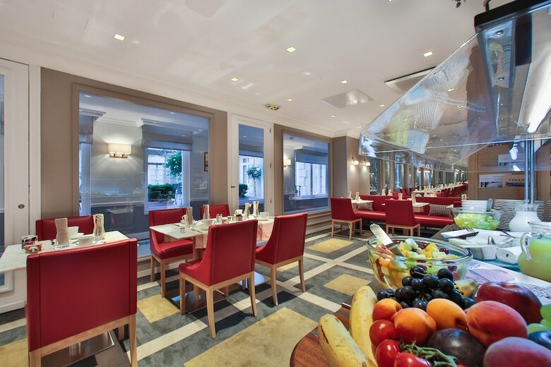Hotel Le Claridge Champs-elysees Fraser Suites