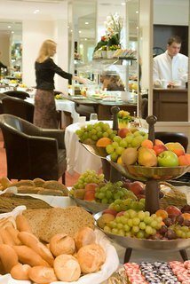 Hotel Le Claridge Champs-elysees Fraser Suites
