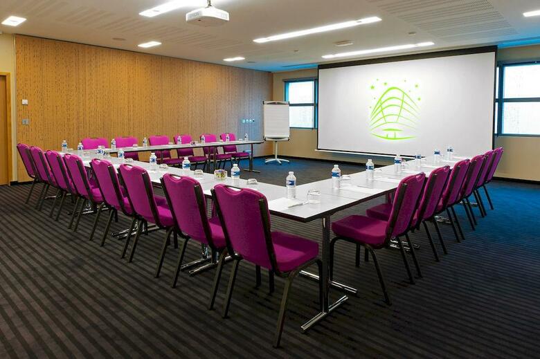 Hotel Holiday Inn Paris-porte De Clichy