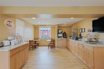 Motel Super 8 Sturbridge