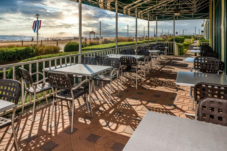 Holiday Inn Express Hotel & Suites Va Beach Oceanfront