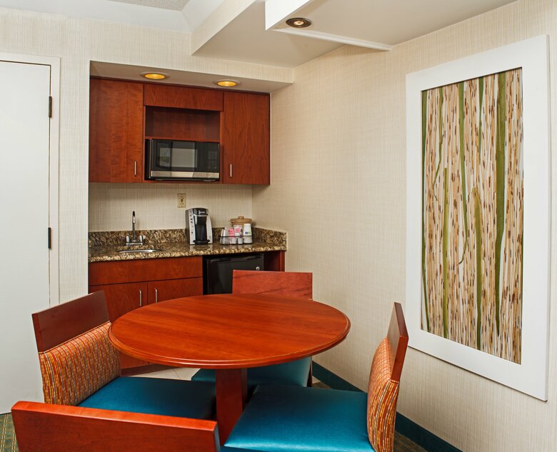 Holiday Inn Express Hotel & Suites Va Beach Oceanfront
