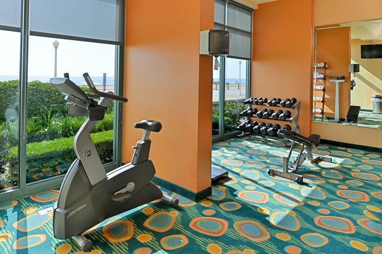 Holiday Inn Express Hotel & Suites Va Beach Oceanfront