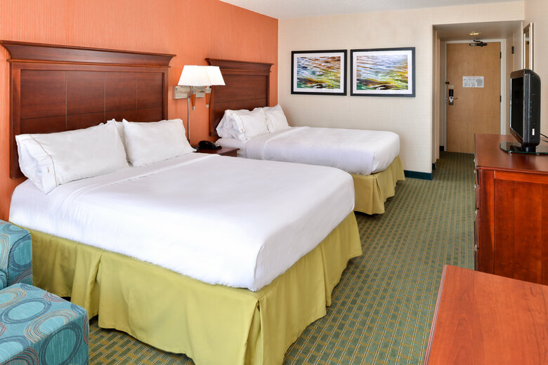 Holiday Inn Express Hotel & Suites Va Beach Oceanfront