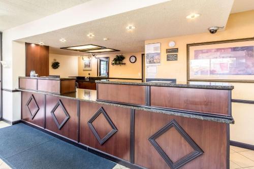 Motel 6 Grove City