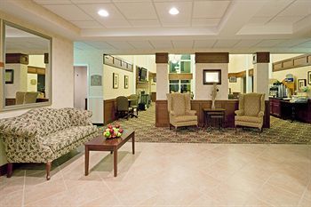 Holiday Inn Express Hotel & Suites White River Junction