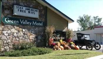 Hotel Green Valley Motel