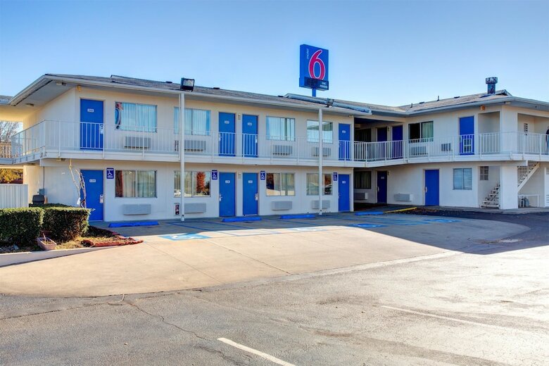 Motel 6 Murfreesboro