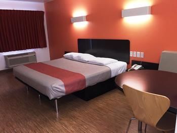 Motel 6 Brownsville North