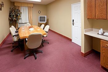 Holiday Inn Express Hotel & Suites Brownwood