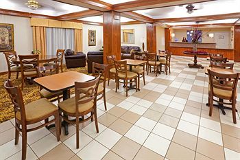 Holiday Inn Express Hotel & Suites Brownwood