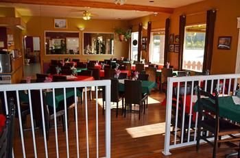 Motel Canadas Best Value Inn & Suites