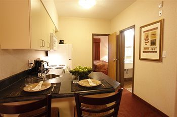 Hotel Pomeroy Inn & Suites Fort St. John