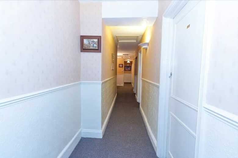 The Carlton Hotel