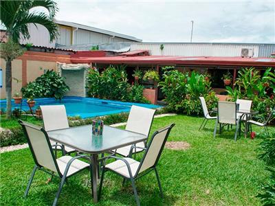 Hotel Berlor Airport Inn