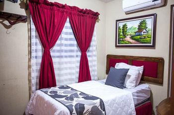 Hotel Berlor Airport Inn