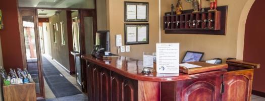 Hotel Berlor Airport Inn