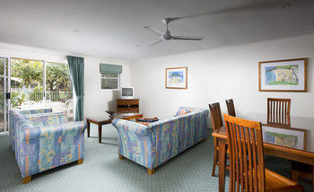 Hotel Breakfree Diamond Beach