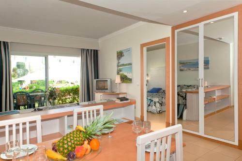 Aparthotel Isla De Cabrera