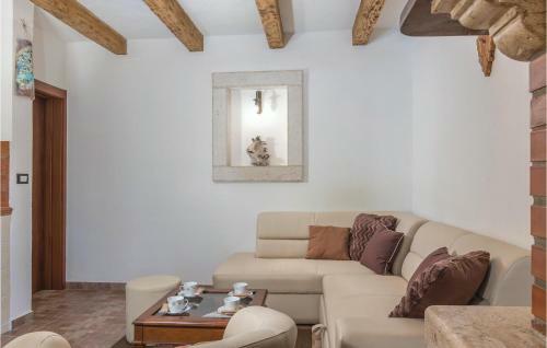 Holiday Home Kirmenjak With A Fireplace 03