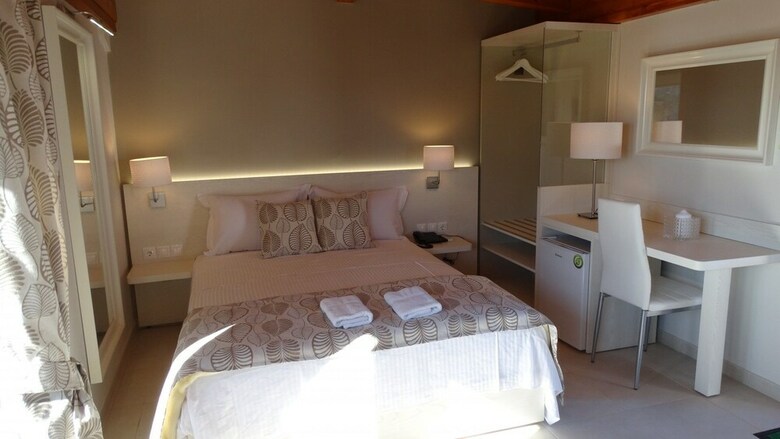 Hostal Athos Guest House-pansion