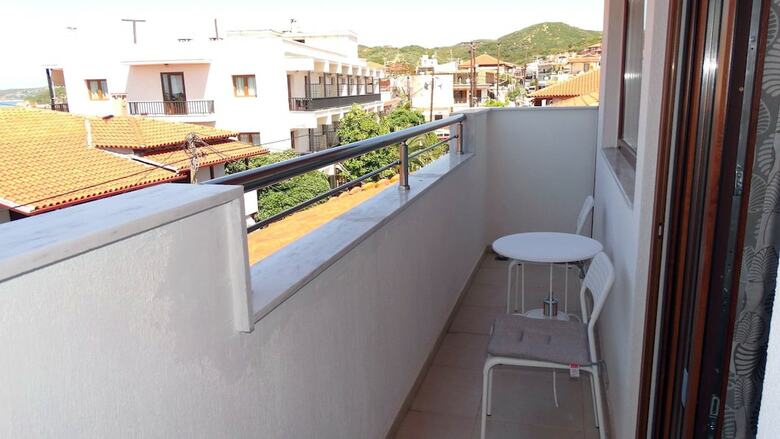Hostal Athos Guest House-pansion