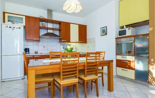 Holiday Apartment Suhi Potok 07