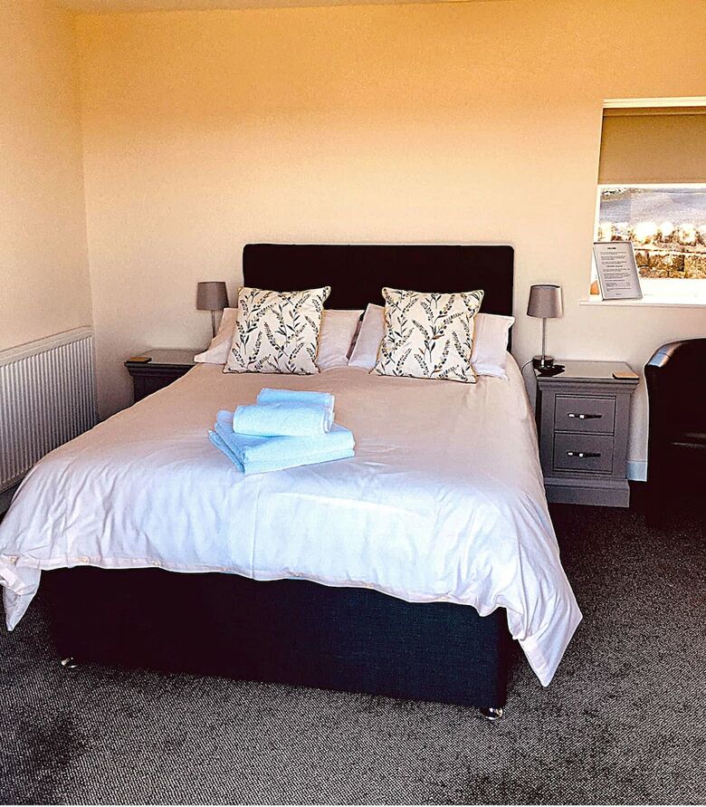 Bed & Breakfast Chevin End Guest House